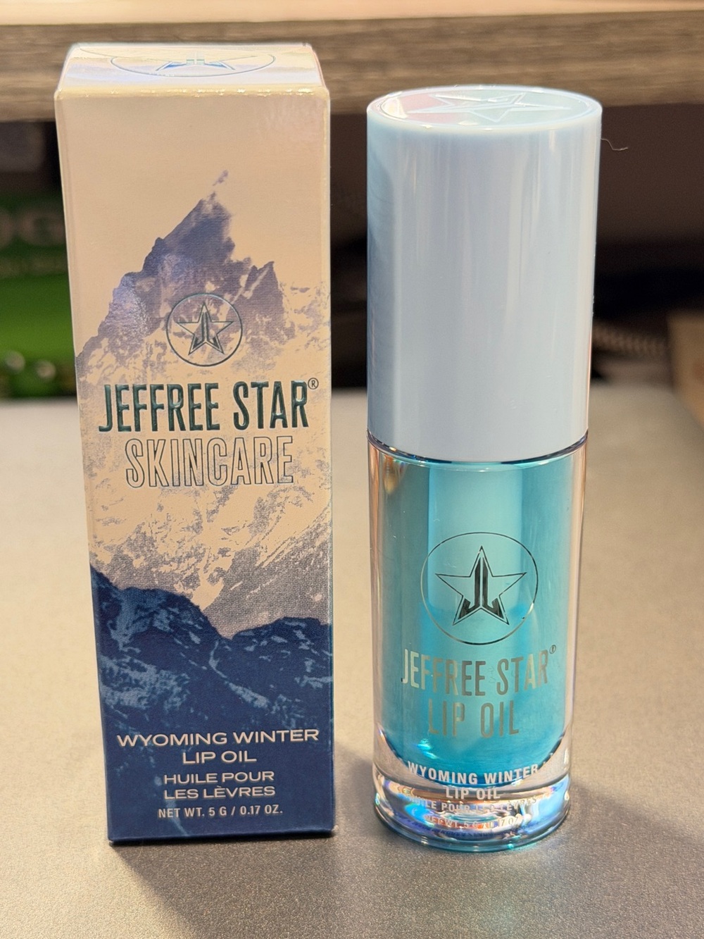 Jeffree Star Skincare Wyoming Winter Lip Oil — Light Blue